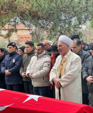 Hayatını kaybeden Jandarma Uzman Çavuş Kızılyar, son yolculuğuna uğurlandı