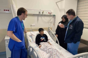 Islık çalmak isterken kalem kapağı yutan çocuk ölümden döndü: "Ana yolu tıkasa vefat edebilirdi”