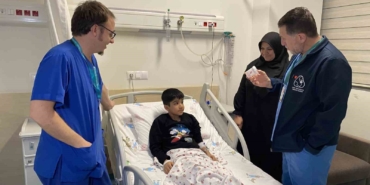 Islık çalmak isterken kalem kapağı yutan çocuk ölümden döndü: "Ana yolu tıkasa vefat edebilirdi”