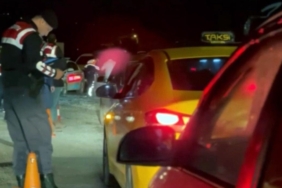 Jandarma trafikte göz açtırmıyor: 967 araç ve 205 sürücü trafikten men edildi