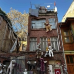 Kadıköy’ün simgesi ‘Oyuncaklı ev’ tarih oluyor