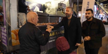 Kartal Belediyesi’nden Regaib Kandili’nde hayır lokması ikramı