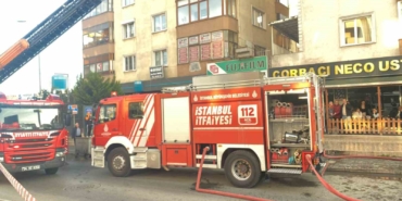 Kartal’da çatı yangını