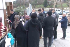 Kartal’da toprak kayması: Binadakiler tahliye edildi