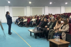 Kaymakam İlyas Memiş, veli akademisi seminerine katıldı