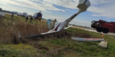 Kaza uçağı park ederken yaşanmış