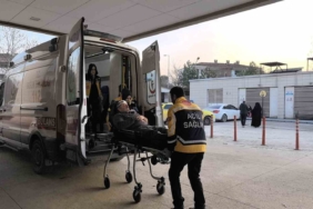 Kerestelerin üzerinden düşen işçi ağır yaralandı