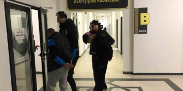 Kocaeli’de otomobil çalan şüpheliler Zonguldak’ta yakalandı