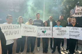 Kocaelispor’un golcüsü okullarda yıldız gibi karşılandı