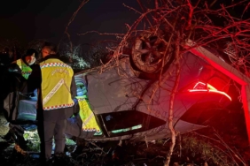 Kontrolden çıkan otomobil takla attı: 2 yaralı