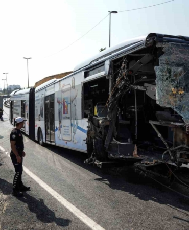 Küçükçekmece’de yaşanan ölümlü metrobüs kazasına ilişkin davanın ilk duruşması görüldü