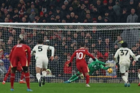 Liverpool’a Manchester United çelmesi