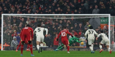 Liverpool’a Manchester United çelmesi