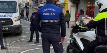Lüleburgaz’da motosiklet denetimi: Trafiğe kapalı yola giren sürücülere para cezası