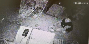 Manavdan hırsızlık yapan 2 çocuk yakalandı