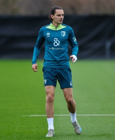Milli futbolcu Enes Ünal’ın çapraz bağı yırtıldı!