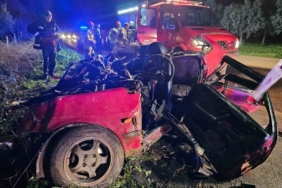 Otomobil ile tırın çarpıştığı kazada 1 kişi hayatını kaybetti