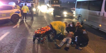 Otomobille çarpışan motosikletli ağır yaralandı