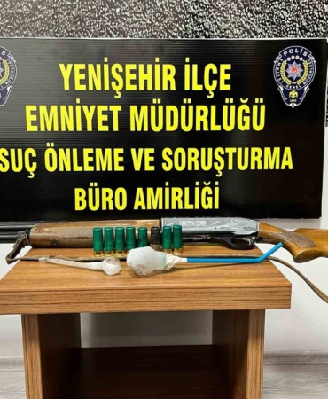 Polislerin şüphelendiği araçta uyuşturucu çıktı