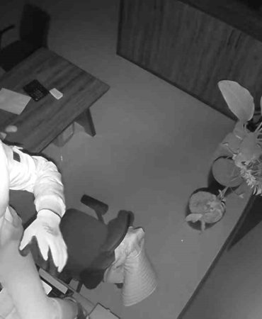 Sadece gözleri gözüküyordu, çetenin düğümünü polis çözdü