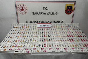Sakarya’da 250 adet kaçak parfüm ele geçirildi