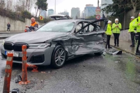 Sarıyer’de direksiyon hakimiyetini kaybeden kamyon şoförü lüks otomobile çarptı: 3 yaralı