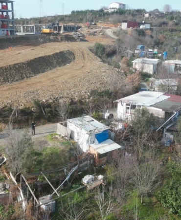 Sultangazi’de parayı kabul etmedi diye evini ateşe verdiler iddiası