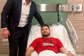 Taha Akgül, ameliyat olan milli güreşçi Ali Cengiz’i ziyaret etti