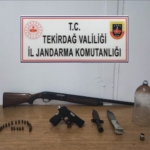 Tekirdağ’da uyuşturucu ve silah operasyonlarında çok sayıda malzeme ele geçirildi