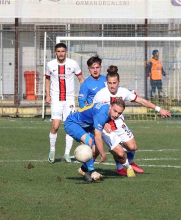 TFF 2. Lig: Belediye Derincespor: 1 - Vanspor FK: 4
