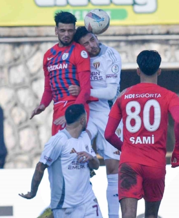 TFF 2. Lig: İnegölspor: 0 - Altınordu: 0