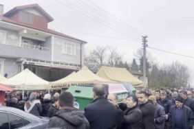 Trafik kazasında ölen 14 yaşındaki kız son yolculuğuna uğurlandı