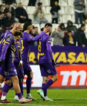 Trendyol Süper Lig: Eyüpspor: 3 - Alanyaspor: 0 (Maç sonucu)