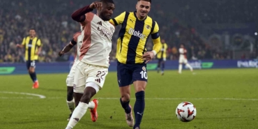 UEFA Avrupa Ligi: Fenerbahçe: 0 - Lyon: 0 (İlk yarı)