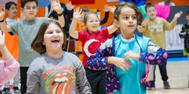 Ümraniyeli öğrenciler yarıyıl tatilini doyasıya yaşıyor