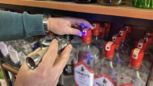 Üsküdar’da sahte ve kaçak alkol denetimi yapıldı