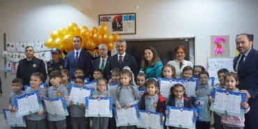 Vali Sezer: "Edirne’de devamsızlık sayısı bin 300’den 30’a düştü"