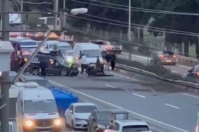 Yalova’da kontrolden çıkan hafif ticari araç takla attı: 2 yaralı