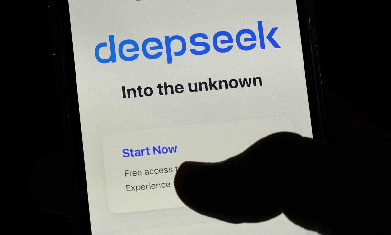 Yapay zeka dünyasında Çin’in DeepSeek uygulaması ChatGPT’ye rakip oldu