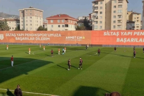 Yeni Malatyasporlu futbolculardan protesto