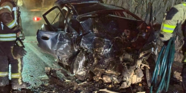 Yeni yılın ilk saatlerinde feci kaza... Ters yönde ilerleyen araç dehşet saçtı: 1 ölü