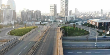 Yılın ilk gününde İstanbul’da yollar boş kaldı