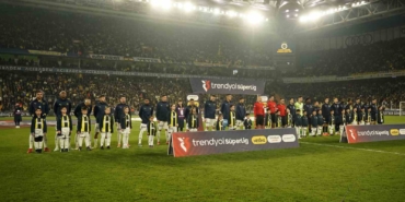 Trendyol Süper Lig: Fenerbahçe: 0 - Kasımpaşa: 0 (Maç devam ediyor)