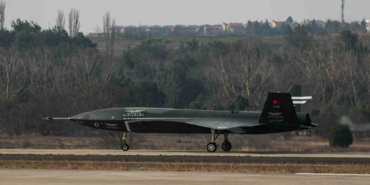 Bayraktar Kızılelma’nın uçuş testleri başarıyla devam ediyor