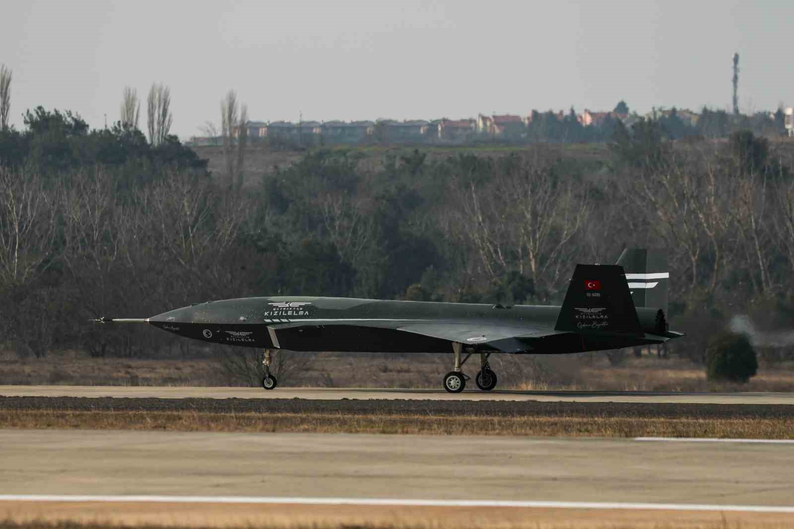 Bayraktar Kızılelma’nın uçuş testleri başarıyla devam ediyor