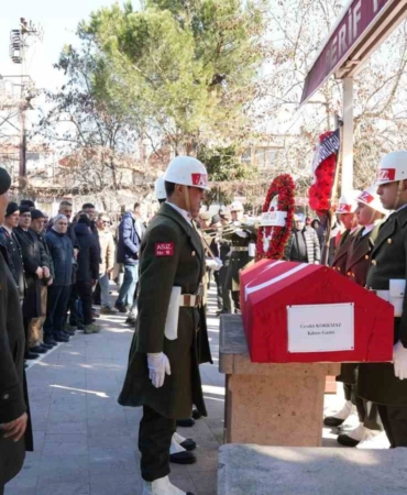 Kıbrıs gazisi Cevdet Korkmaz dualarla toprağa verildi