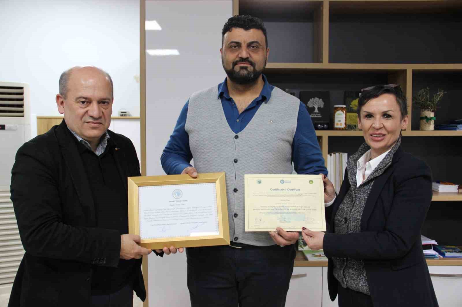 Edremit Ticaret Odası, Tunus’ta Türkiye’yi zeytinyağı eğitiminde temsil etti