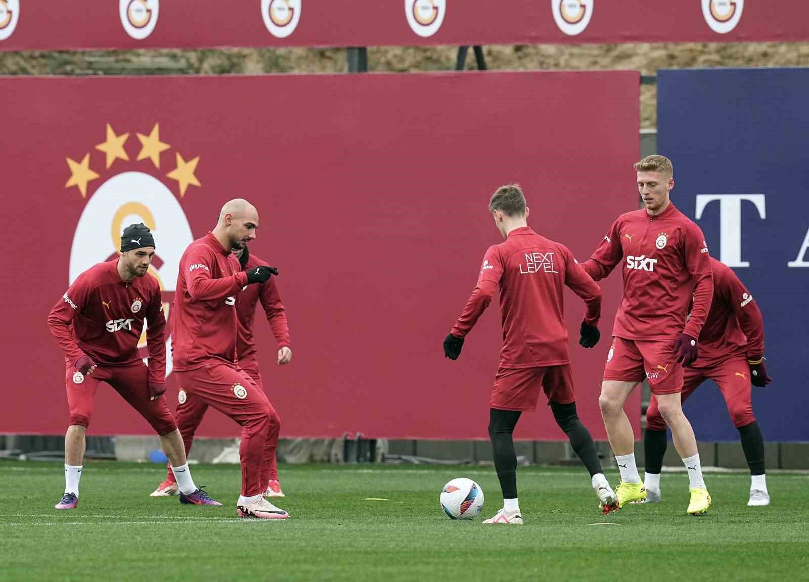 Galatasaray, Rizespor maçı hazırlıklarını Kemerburgaz’da tamamladı