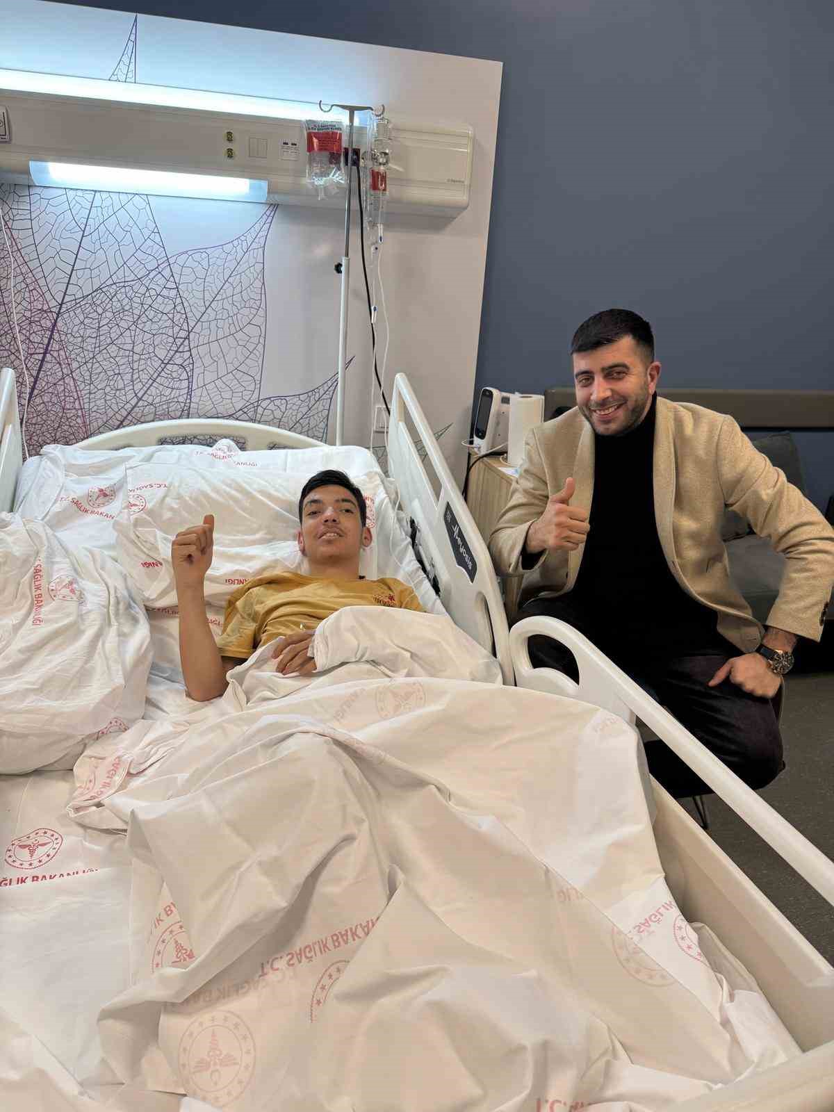 Tribünden düşen 17 yaşındaki Efe’den sevindiren haber