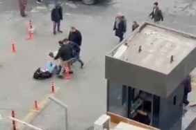 Dolmuş şoförünün yolcuyu darp ettiği anlar kamerada